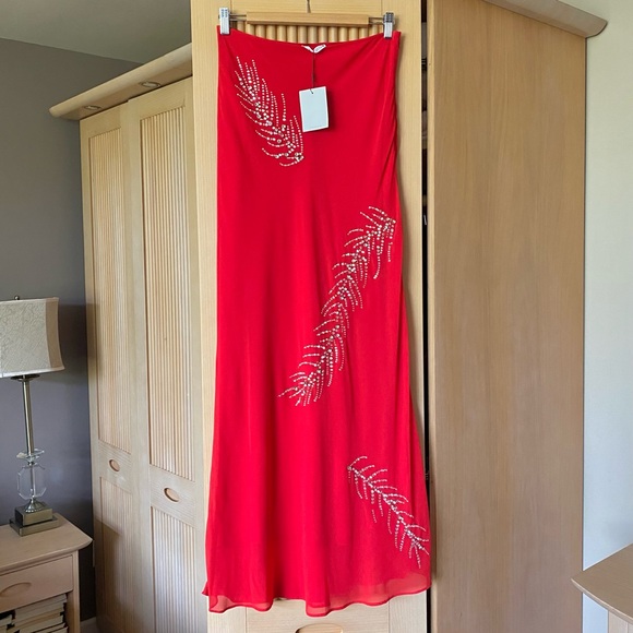 Zara rhinestone embellished draped maxi skirt red - Picture 6 of 11